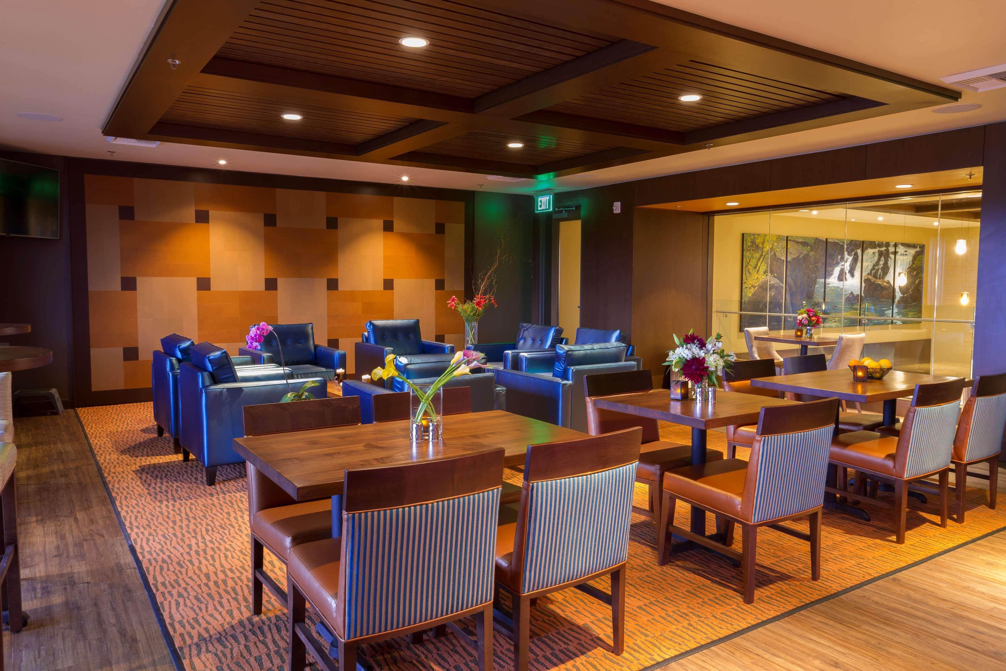 Best Western Premier Boulder Falls Inn Лебанон Екстер'єр фото