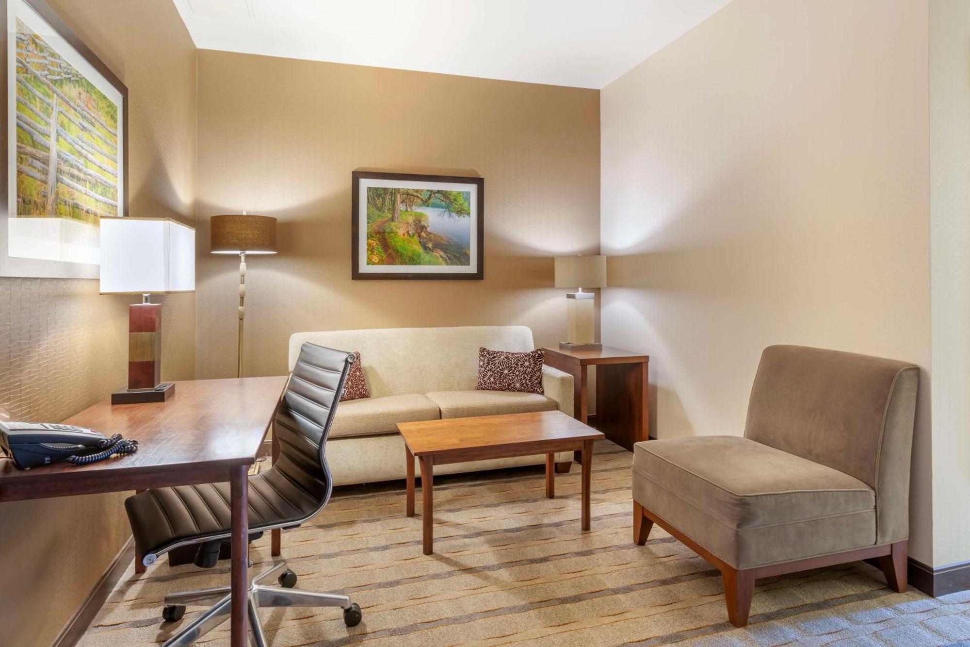 Best Western Premier Boulder Falls Inn Лебанон Екстер'єр фото