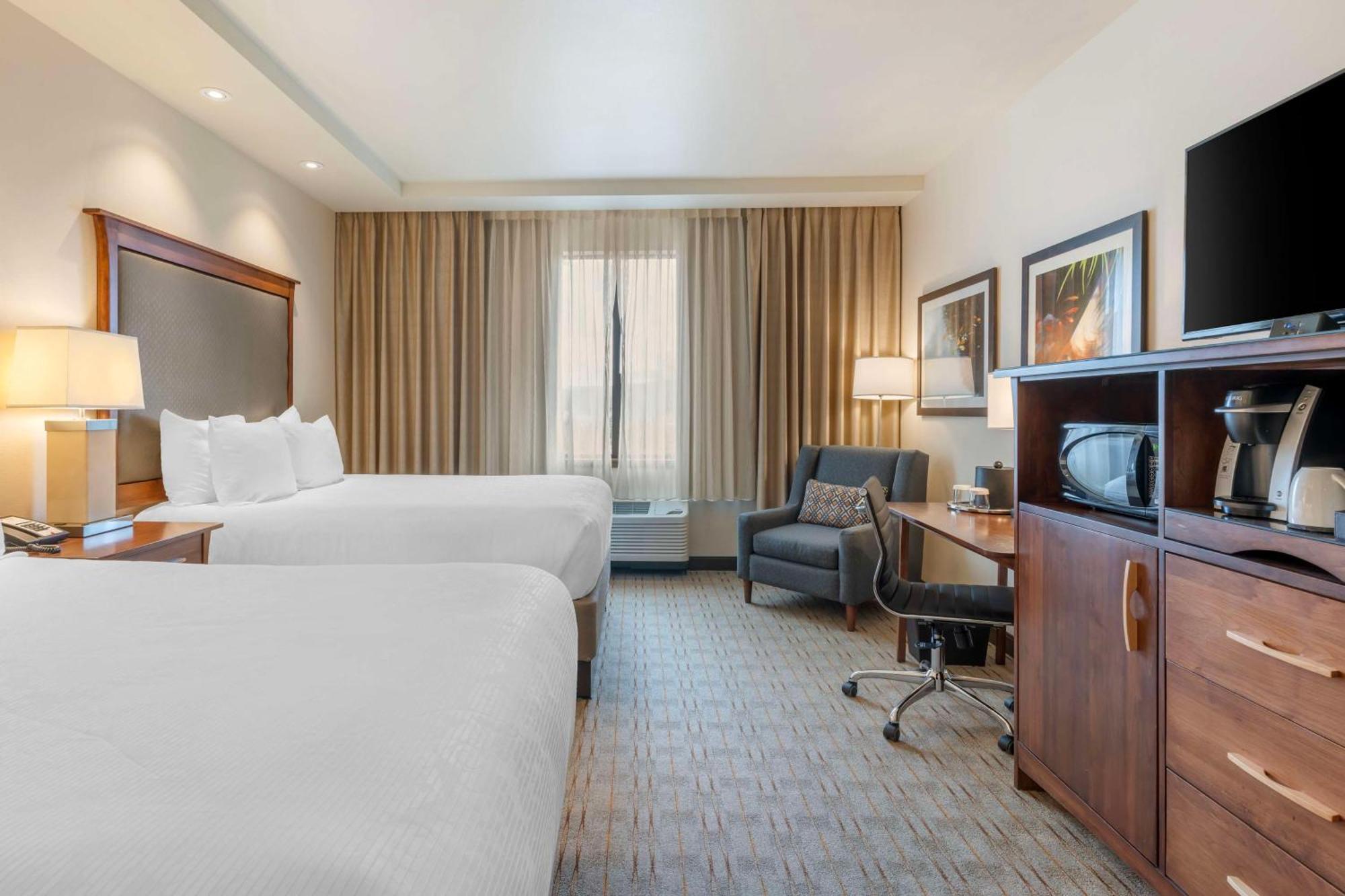 Best Western Premier Boulder Falls Inn Лебанон Екстер'єр фото