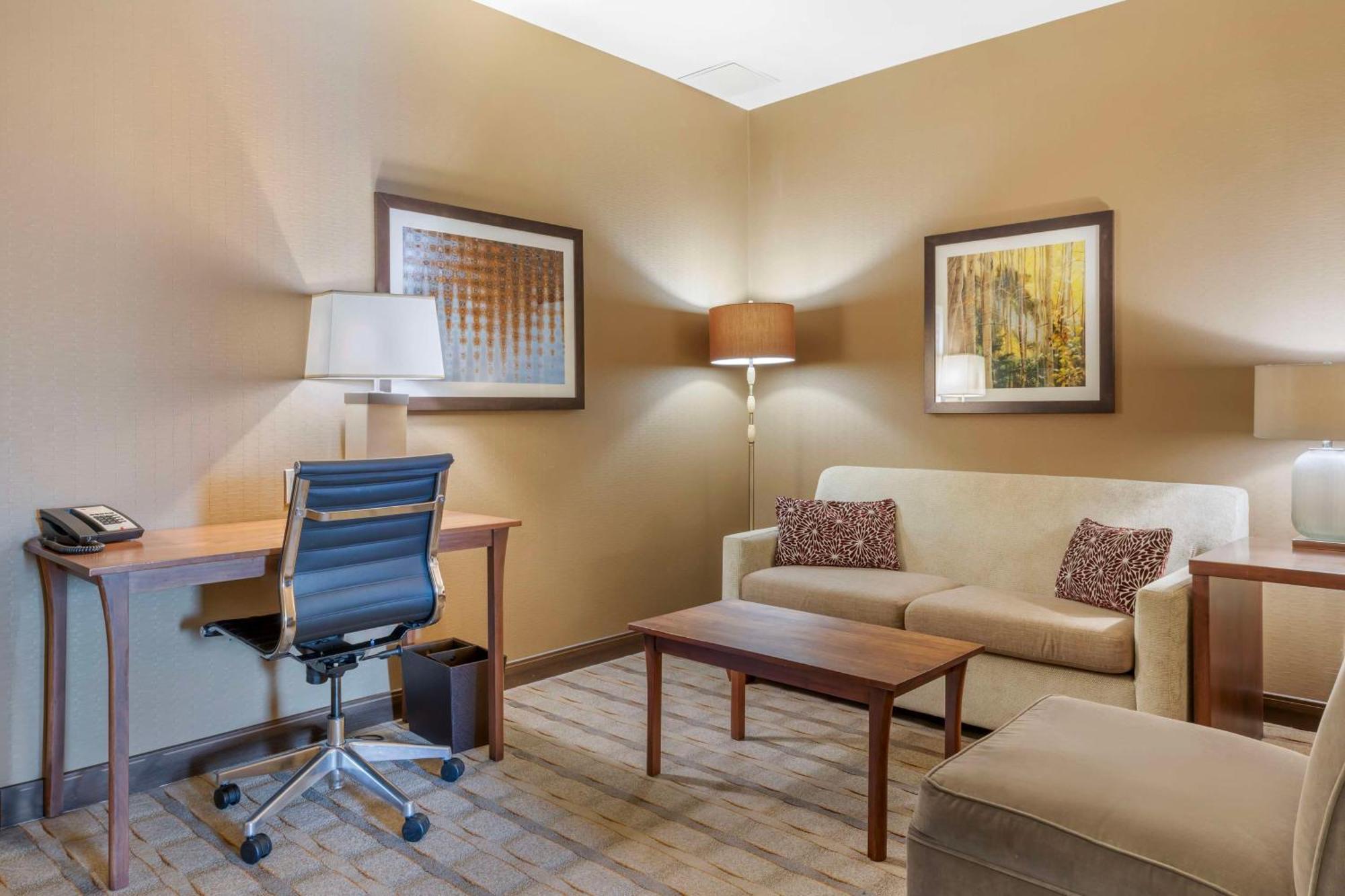 Best Western Premier Boulder Falls Inn Лебанон Екстер'єр фото