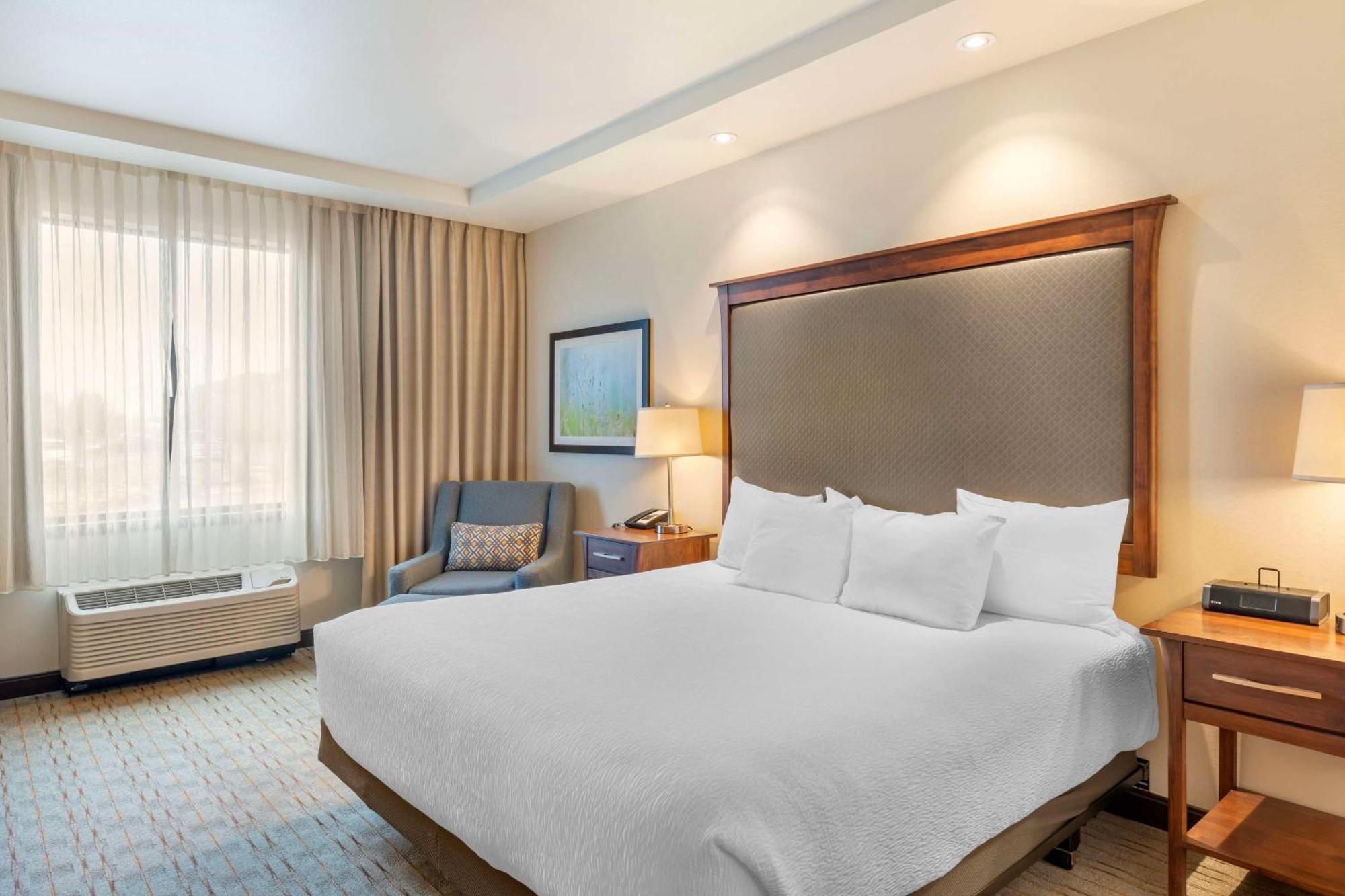 Best Western Premier Boulder Falls Inn Лебанон Екстер'єр фото