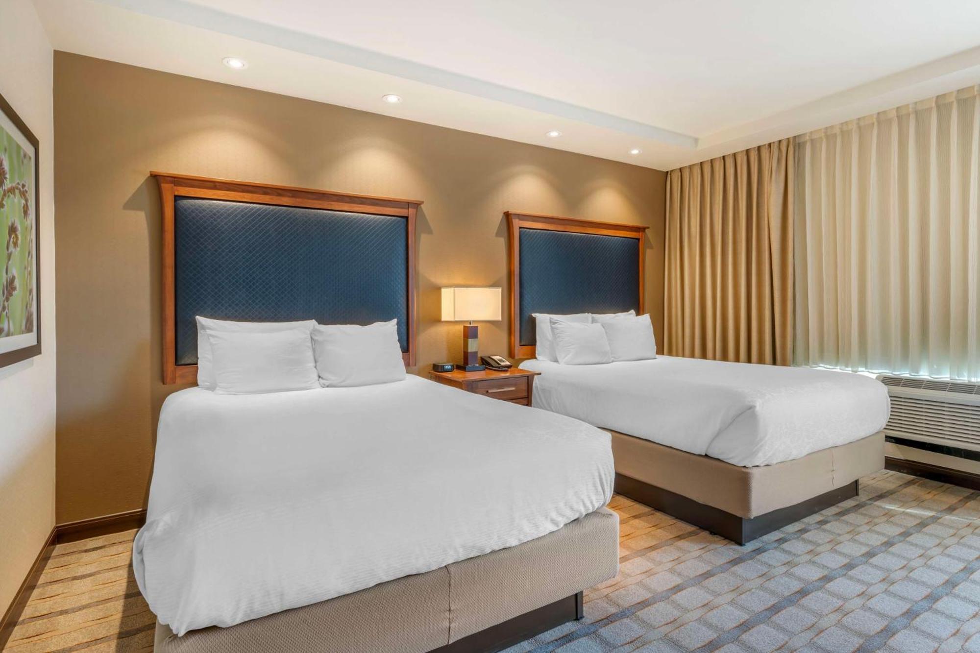 Best Western Premier Boulder Falls Inn Лебанон Екстер'єр фото