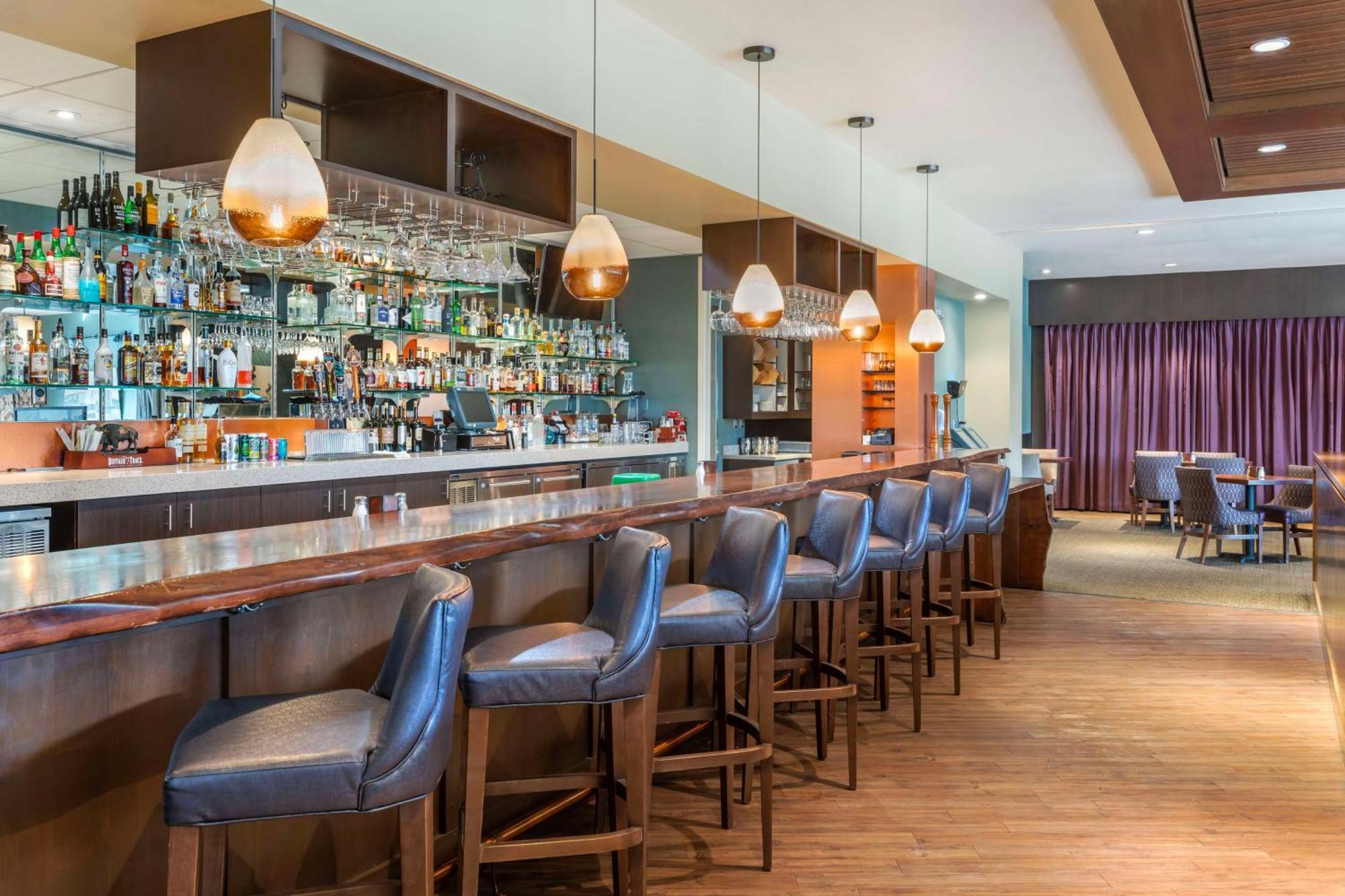 Best Western Premier Boulder Falls Inn Лебанон Екстер'єр фото