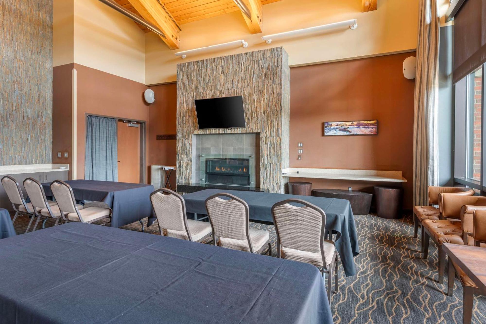 Best Western Premier Boulder Falls Inn Лебанон Екстер'єр фото