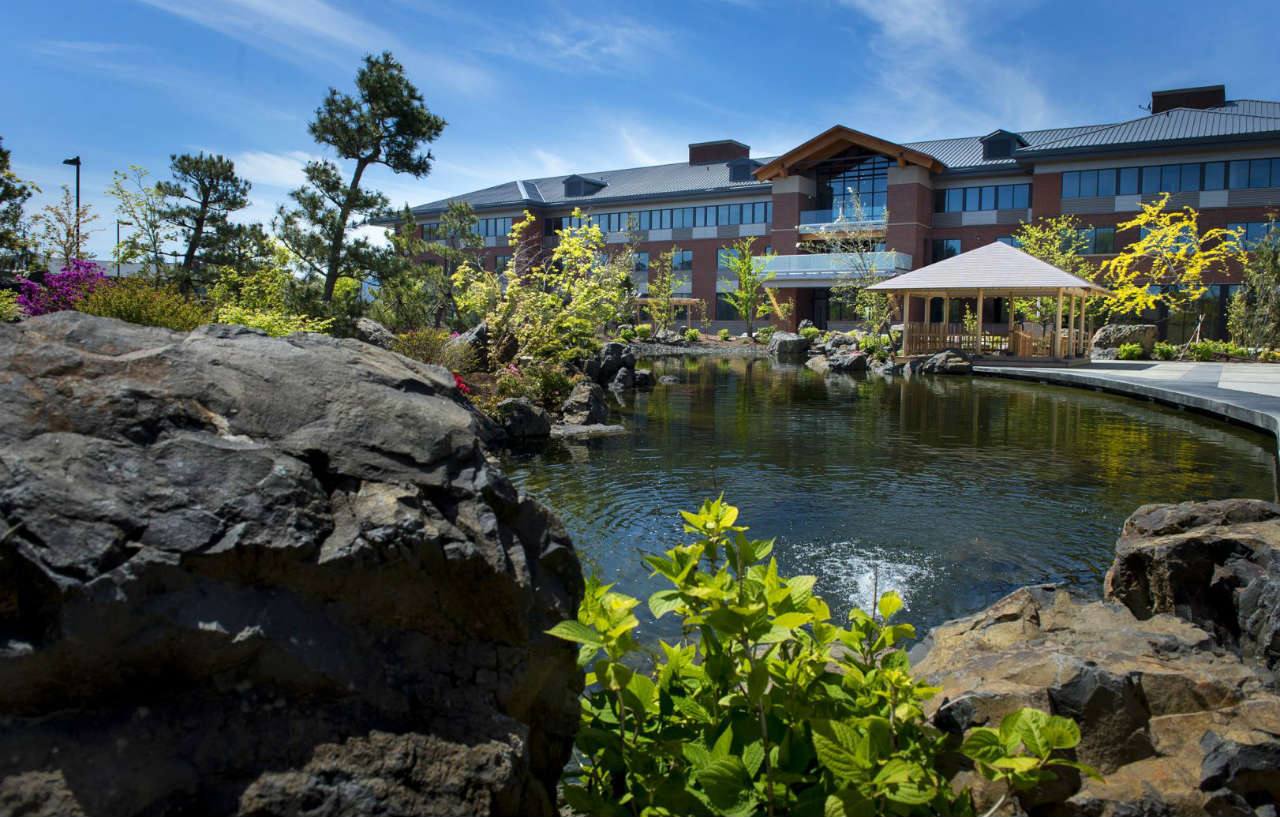 Best Western Premier Boulder Falls Inn Лебанон Екстер'єр фото